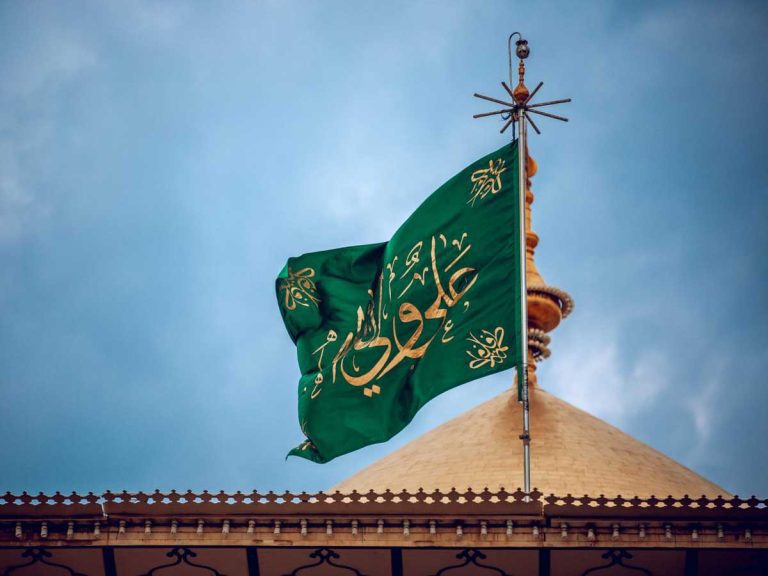 Los hipócritas envían a alguien para preguntar al Profeta Muhammad (P) sobre el significado de «مَوْلَاهُ» en el hadiz de Ghadir.